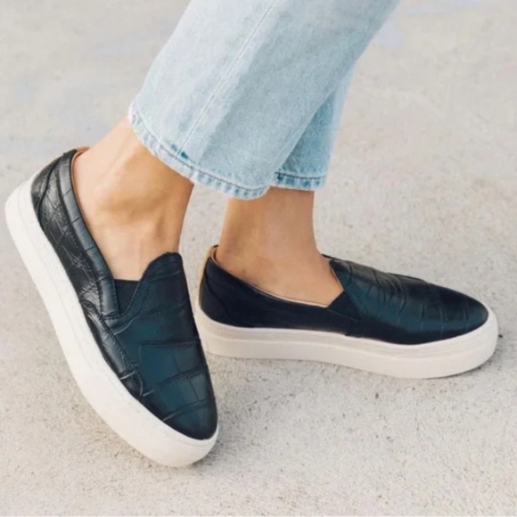 Soludos Black Embossed Croc Bondi Platform Sneaker - Picture 2 of 5